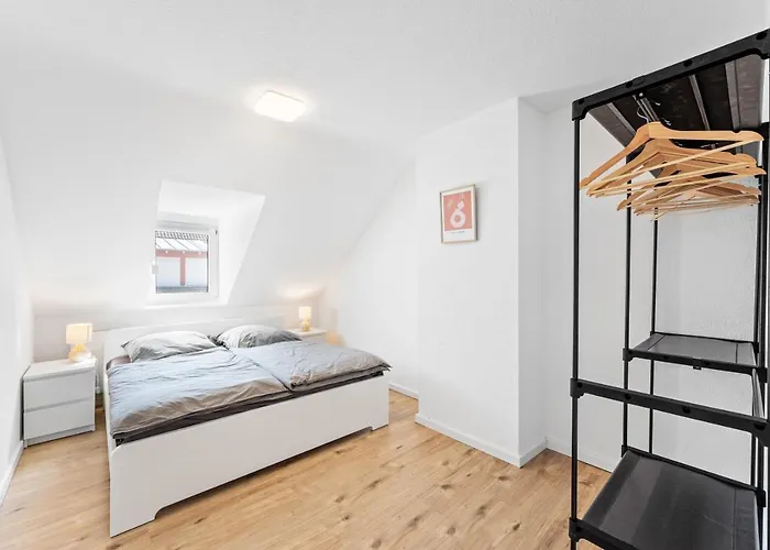 Casa Bergstrasse 3 Apartman *